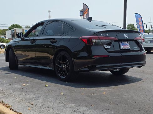 Used 2025 Honda Civic Sport image 10