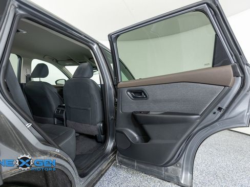Used 2023 Nissan Rogue S AWD/4WD image 34