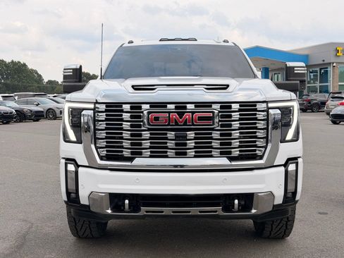 Used 2024 GMC Sierra 2500 Denali w/ Denali Reserve Package AWD/4WD image 7