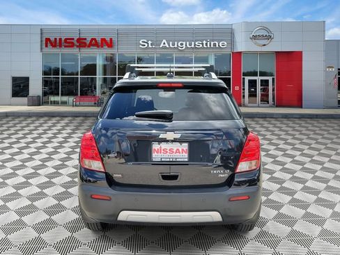 Used 2015 Chevrolet Trax LT w/ LT Plus Package AWD/4WD image 3