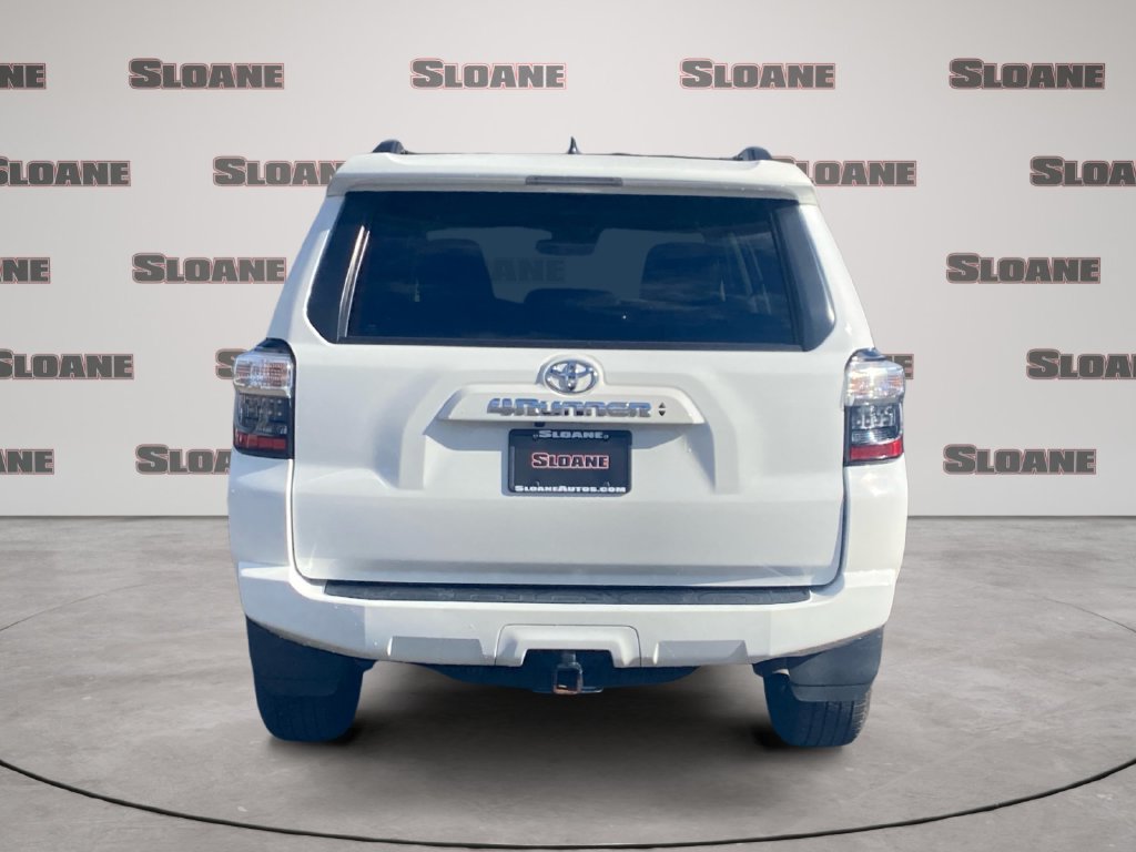 Used 2024 Toyota 4Runner SR5 Premium w/ Moonroof Package AWD/4WD image 4