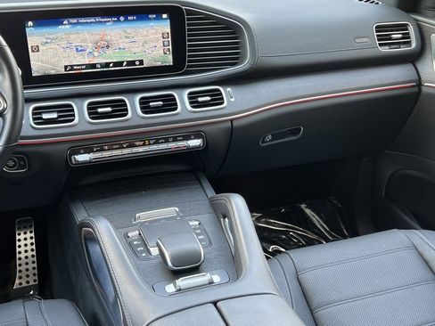 Used 2022 Mercedes-Benz GLS 580 4MATIC image 25