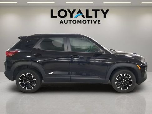 Used 2022 Chevrolet TrailBlazer LT w/ Convenience Package AWD/4WD image 6
