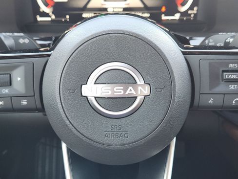 Used 2023 Nissan Pathfinder Platinum w/ Cargo Package FWD image 38