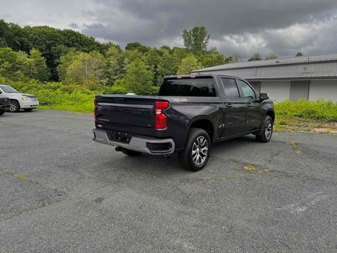 Used 2022 Chevrolet Silverado 1500 LT image 7