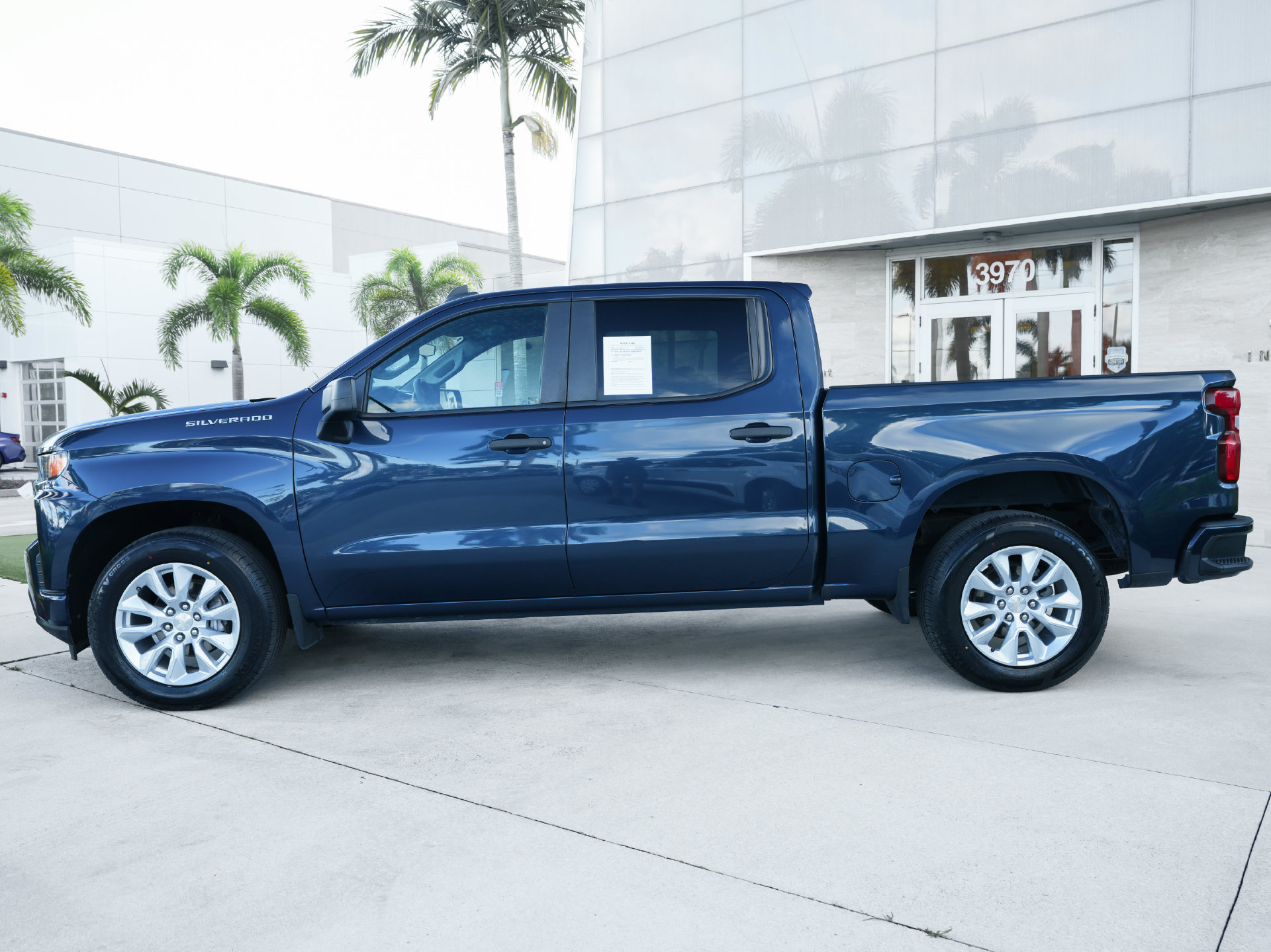 Used 2021 Chevrolet Silverado 1500 Custom w/ Safety Confidence Package RWD image 34
