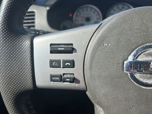 Used 2014 Nissan Xterra PRO-4X w/ Pro-4x Leather Package image 21