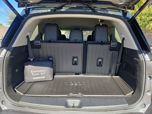 New 2026 Nissan Pathfinder SL w/ Cargo Package image 12
