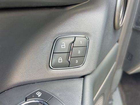 Certified 2022 Ford Expedition Platinum image 8