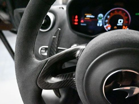 Used 2019 McLaren 600LT RWD image 37