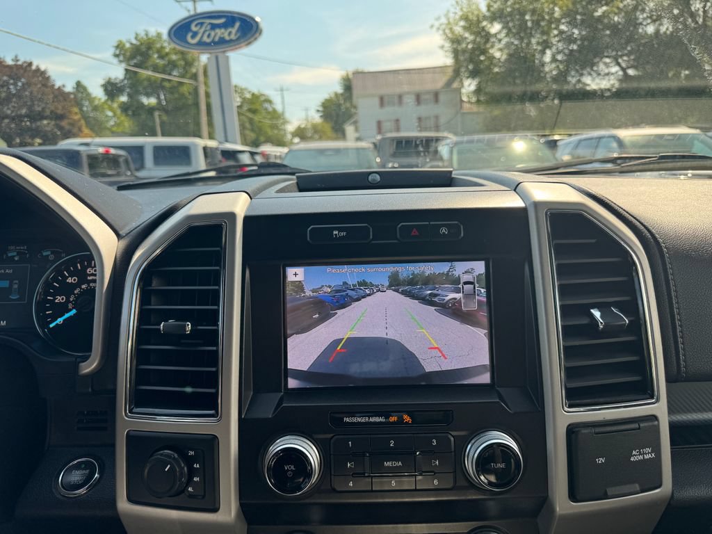 Used 2019 Ford F150 Lariat w/ Equipment Group 502A Luxury AWD/4WD image 34