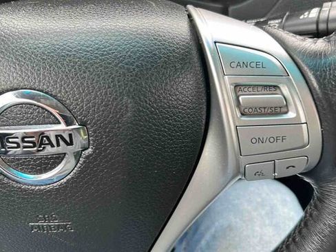 Used 2018 Nissan Altima 2.5 SV FWD image 21