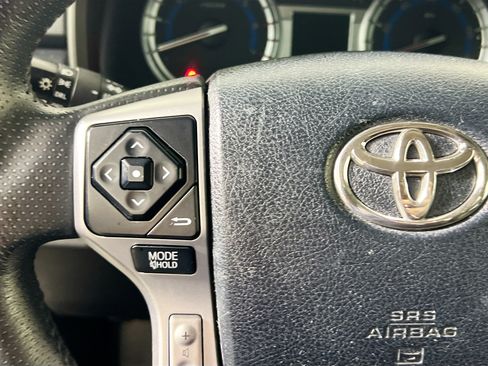 Used 2016 Toyota 4Runner SR5 Premium AWD/4WD image 17
