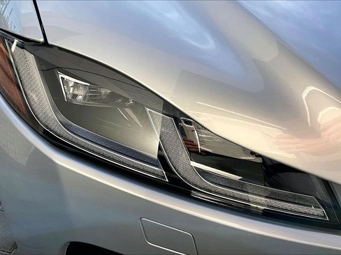 Used 2021 Jaguar F-PACE S image 28