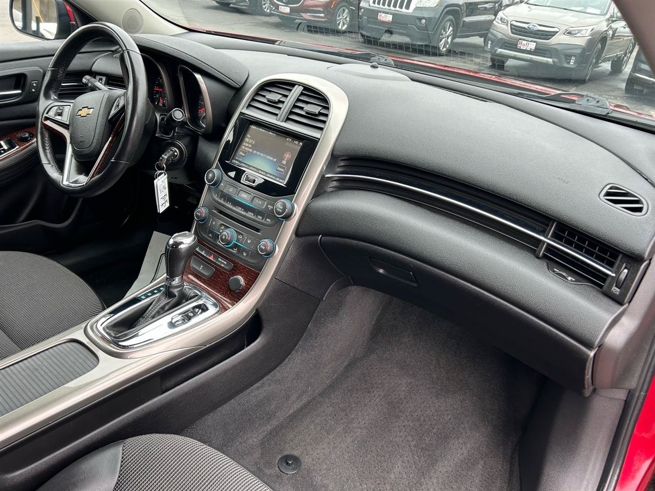 Used 2013 Chevrolet Malibu LT FWD image 14