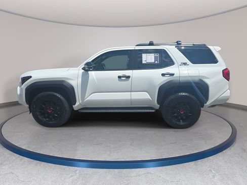 Used 2025 Toyota 4Runner TRD Off-Road Premium w/ Tow Technology Package AWD/4WD image 8