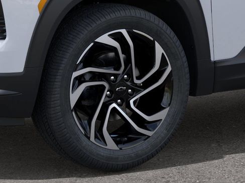 New 2026 Chevrolet TrailBlazer RS w/ Convenience Package FWD image 9