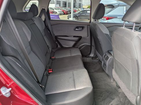 Used 2023 Nissan Rogue SV image 24