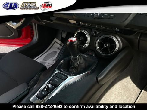 Used 2021 Chevrolet Camaro LT RWD image 14