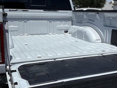 Used 2025 Ford F150 Raptor AWD/4WD image 12