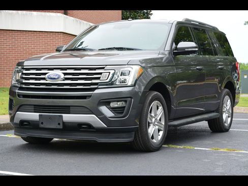 Used 2019 Ford Expedition XLT w/ Equipment Group 201A AWD/4WD image 1