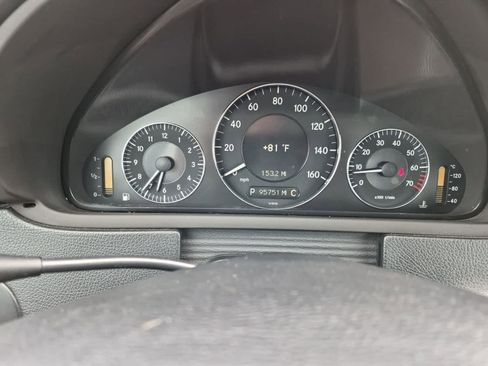 Used 2008 Mercedes-Benz CLK 350 Coupe image 31
