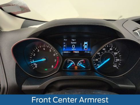Used 2017 Ford Escape SE FWD image 22