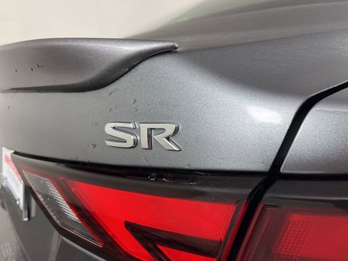 Used 2022 Nissan Sentra SR w/ Electronics Package image 4