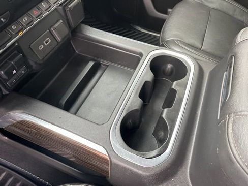 Used 2019 Chevrolet Silverado 1500 RST w/ All-Star Edition image 32