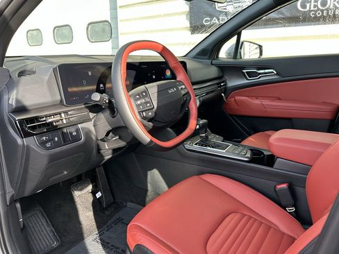 New 2026 Kia Sportage SX image 10