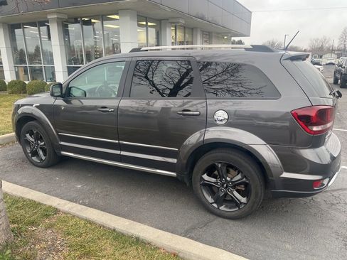 Used 2018 Dodge Journey Crossroad w/ Popular Equipment Group image 4