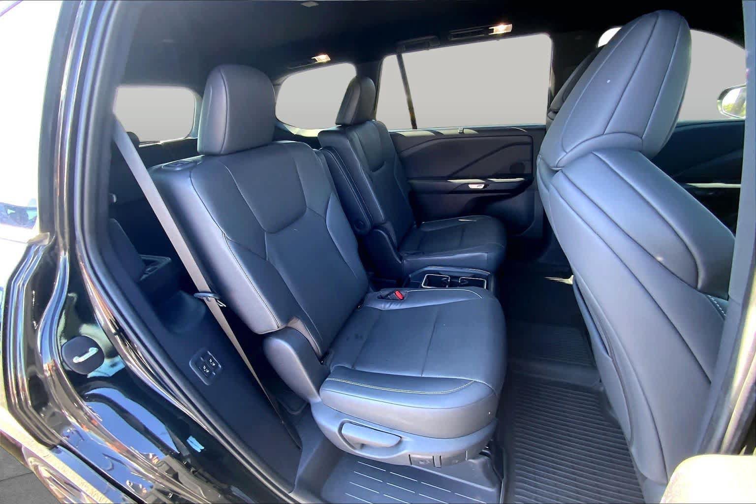 Used 2024 Lexus TX 500h AWD w/ Technology Package image 20