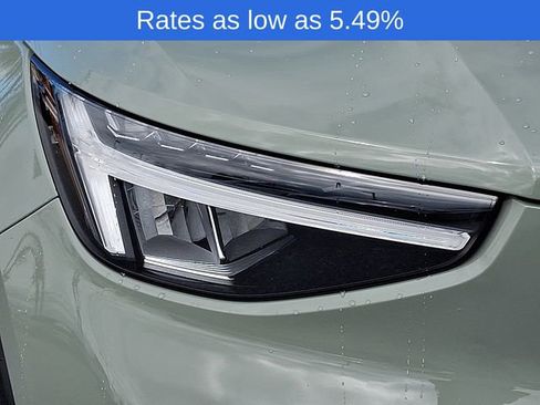 Certified 2023 Volvo XC40 B5 Plus w/ Protection Package Premier AWD/4WD image 11