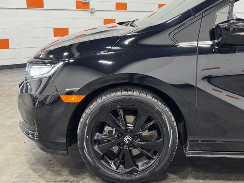 Used 2024 Honda Odyssey Sport image 34