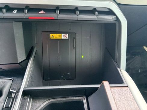 Used 2024 Toyota Sequoia Capstone image 21