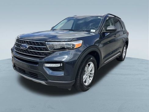 Certified 2024 Ford Explorer XLT w/ Equipment Group 202A AWD/4WD image 9