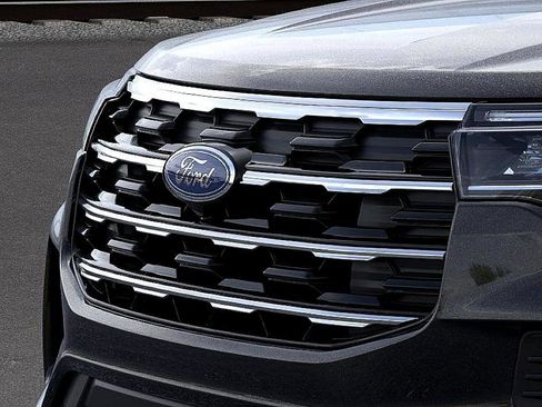 New 2026 Ford Explorer Active image 15