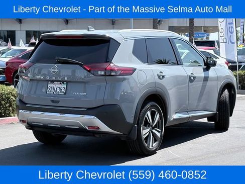Used 2022 Nissan Rogue Platinum w/ Head-Up Display Package FWD image 5