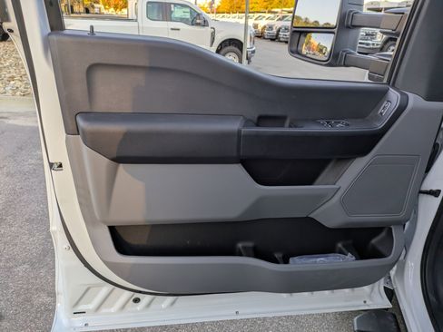 New 2026 Ford F450 XL image 15