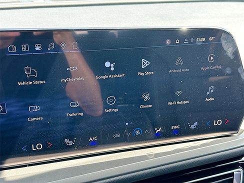 New 2026 Chevrolet Traverse LT image 10