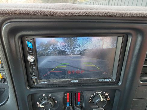 Used 2004 Chevrolet Silverado 1500 Z71 Pickup 4D 6 1/2 ft w/ Light Duty Power Package image 39