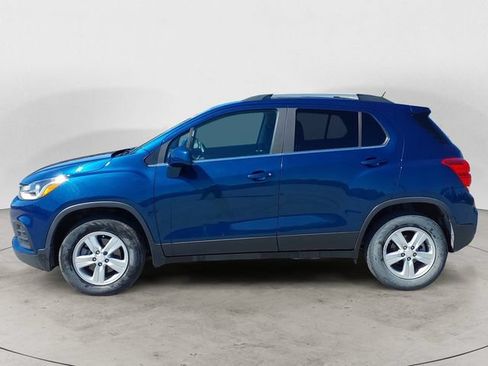 Used 2020 Chevrolet Trax LT AWD/4WD image 2
