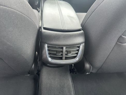 Used 2024 Chevrolet Malibu LT image 15