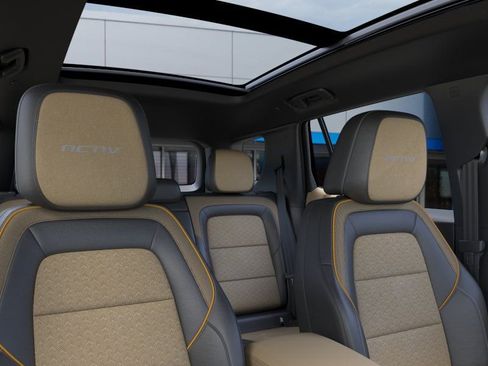New 2026 Chevrolet Equinox ACTIV AWD/4WD image 24