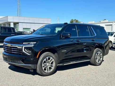 Used 2025 Chevrolet Tahoe LT image 31