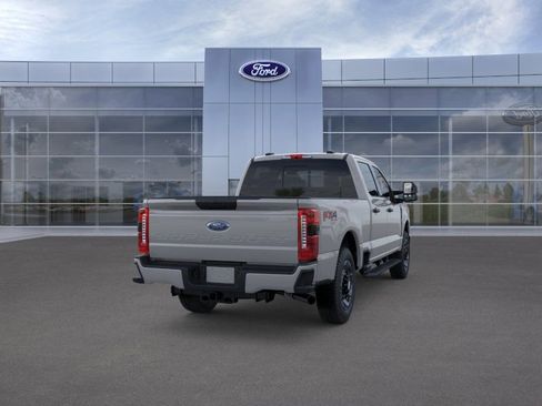 New 2026 Ford F250 4x4 Crew Cab Super Duty image 8