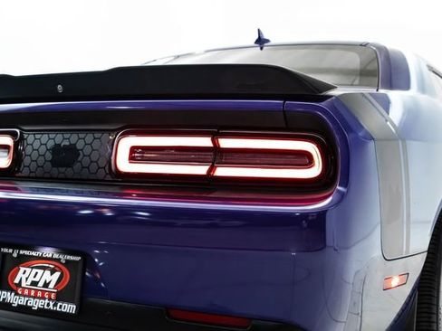 Used 2018 Dodge Challenger R/T Scat Pack image 12