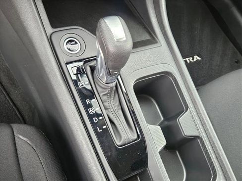 Used 2025 Nissan Sentra S FWD image 11