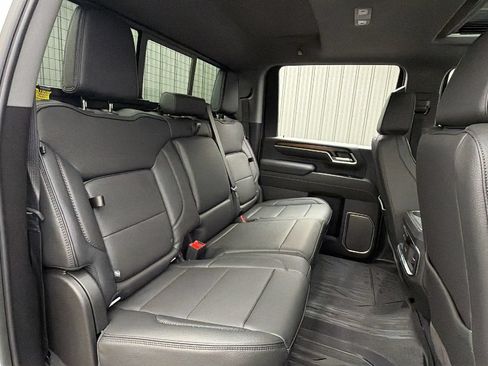 Used 2026 GMC Sierra 3500 Denali w/ Denali Reserve Package AWD/4WD image 39