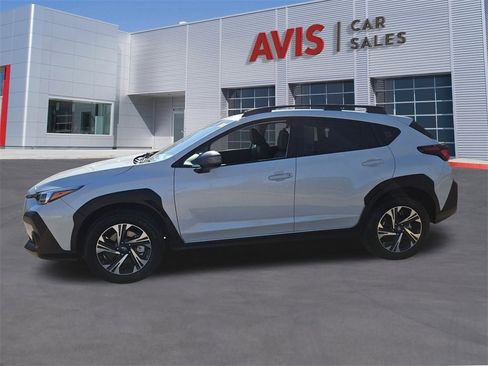 Used 2024 Subaru Crosstrek 2.0i Premium image 2